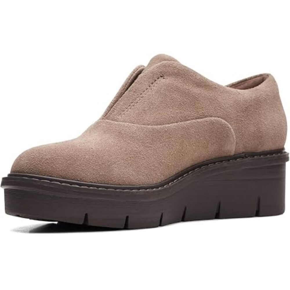 Clarks Women’s Airabell Sky Tan Pebble Suede Slip On Shoes sz 11 NWOB